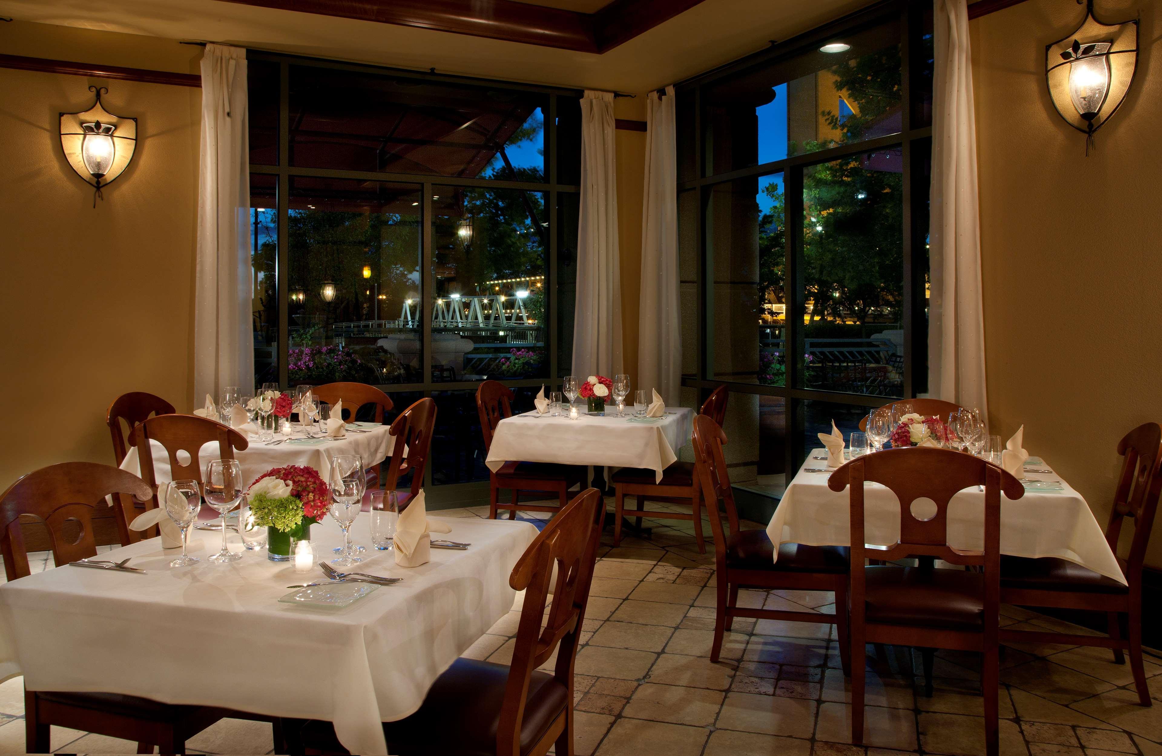 Embassy Suites By Hilton Sacramento Riverfront Promenade Restaurant photo